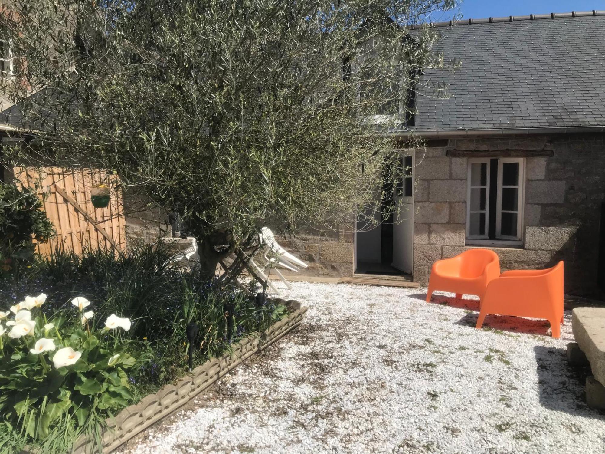 Charmante Maisonnette Proximite Cite Medievale Et Bords De Rance Динан Экстерьер фото